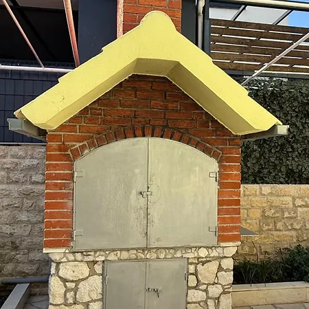 Petar - Parking And Seaview Apartamento *