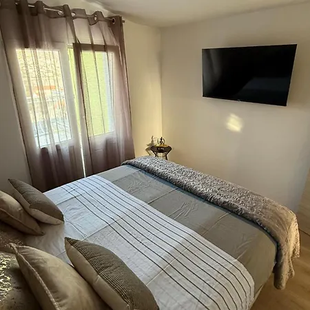 Petar - Parking And Seaview Apartamento Trogir