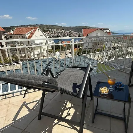 Apartment Petar - Parking And Seaview *