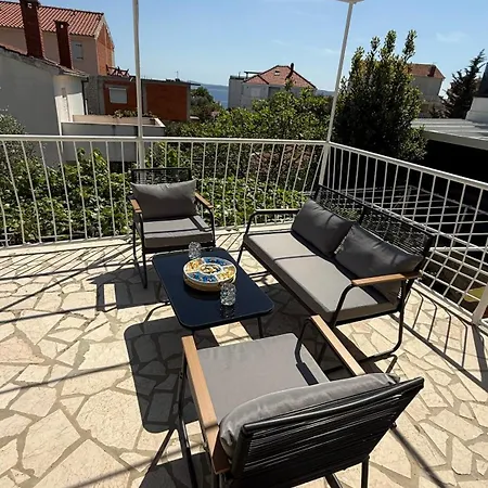 Apartment Petar - Parking And Seaview Trogir