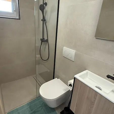 Petar - Parking And Seaview Apartamento