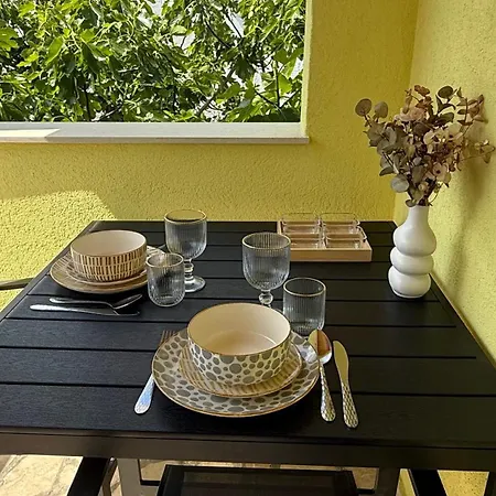 Petar - Parking And Seaview Apartamento Trogir