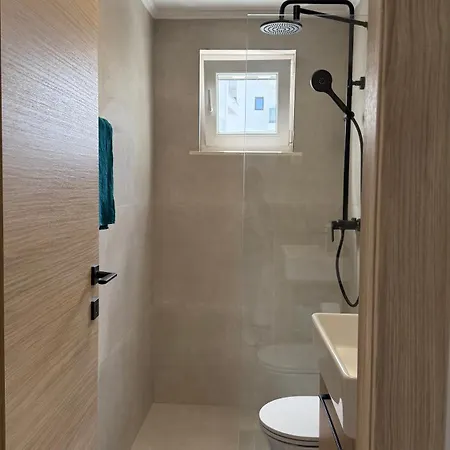Petar - Parking And Seaview Apartment *
