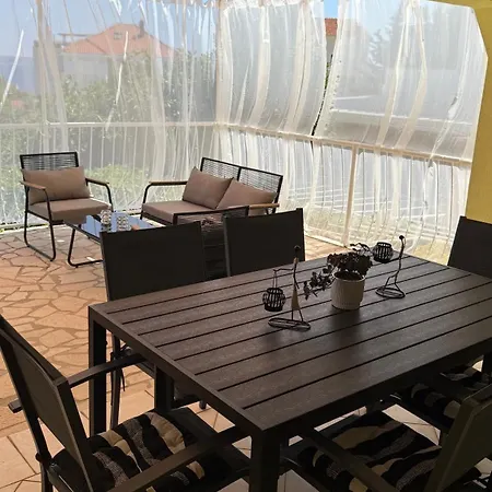 Petar - Parking And Seaview Apartamento Trogir